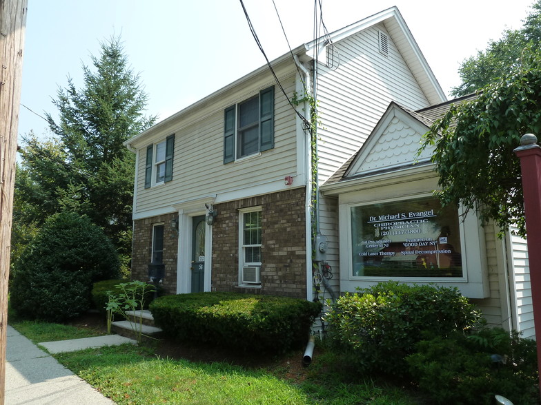 56 N Central Ave, Ramsey, NJ à vendre - Photo principale - Image 1 de 1