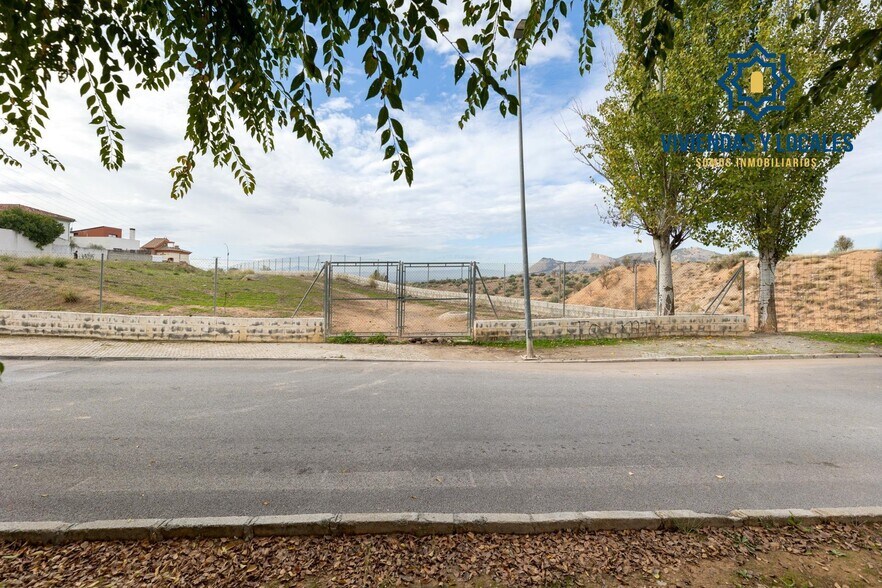 Terrain dans Peligros, Granada à vendre - Photo du bâtiment - Image 3 de 27