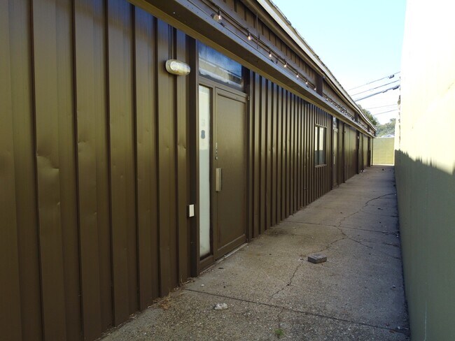 Plus de détails pour 4540 Emerson Ave, Parkersburg, WV - Commerce de détail à vendre