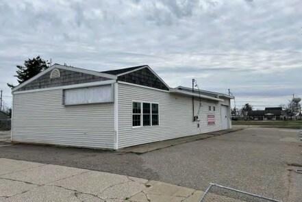 123 S Wisconsin Ave, Gaylord, MI à vendre - Photo du bâtiment - Image 2 de 8