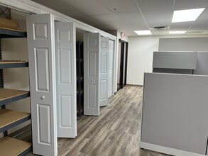 12995 S Cleveland Ave, Fort Myers, FL à louer Photo intérieure- Image 2 de 7