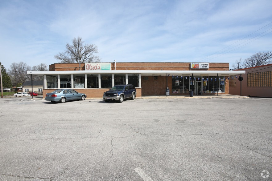 4333-4337 Mayfield Rd, Cleveland, OH à louer - Photo du bâtiment - Image 3 de 5