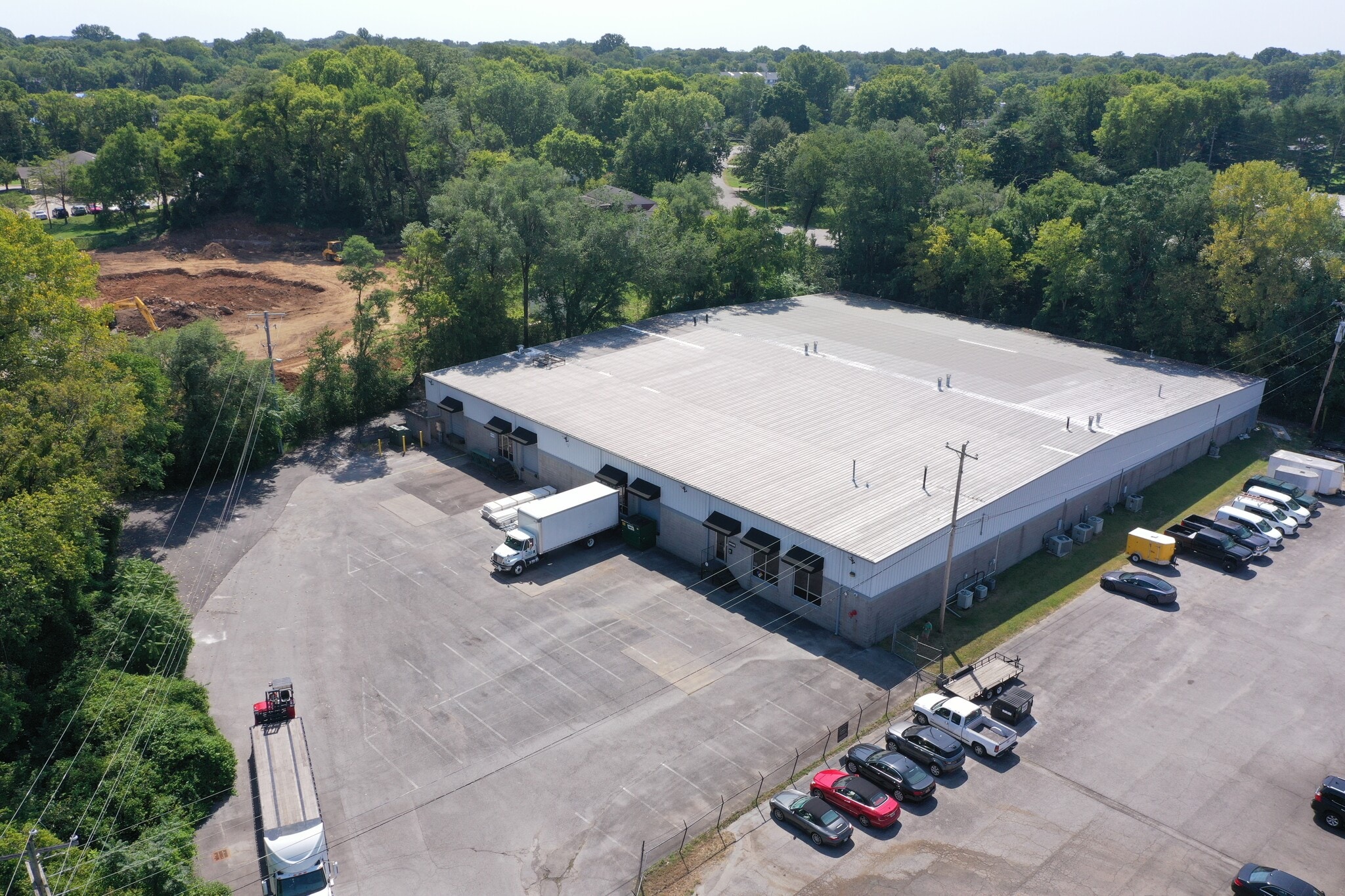 201 Whitsett Rd, Nashville, TN for lease Primary Photo- Image 1 of 45