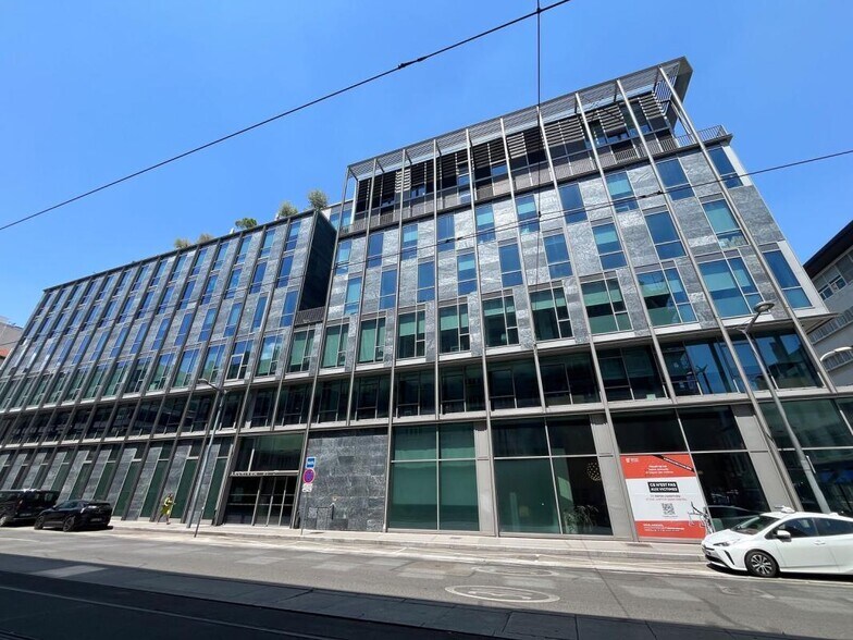 57 Rue Servient, Lyon for lease - Building Photo - Image 2 of 26