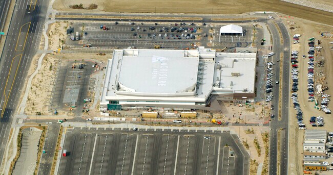 More details for 75702 Varner Rd, Palm Desert, CA - Sports & Entertainment for Sale