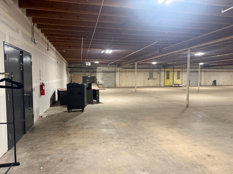 112 W McGaffey St, Roswell, NM à louer - Photo du bâtiment - Image 3 de 7