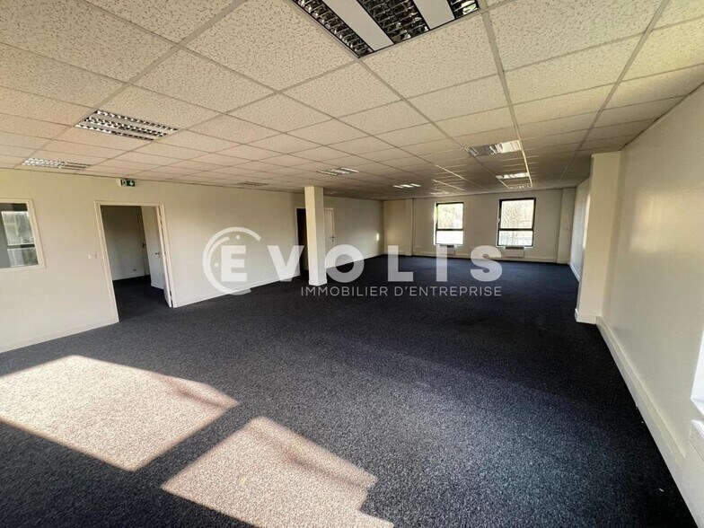 Office in Viry Chatillon for sale - Interior Photo - Image 3 of 10