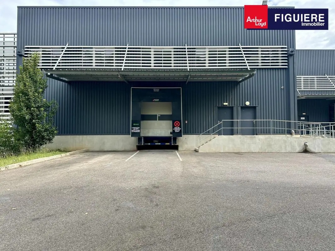 Flex in Aix-en-Provence for lease Building Photo- Image 1 of 7