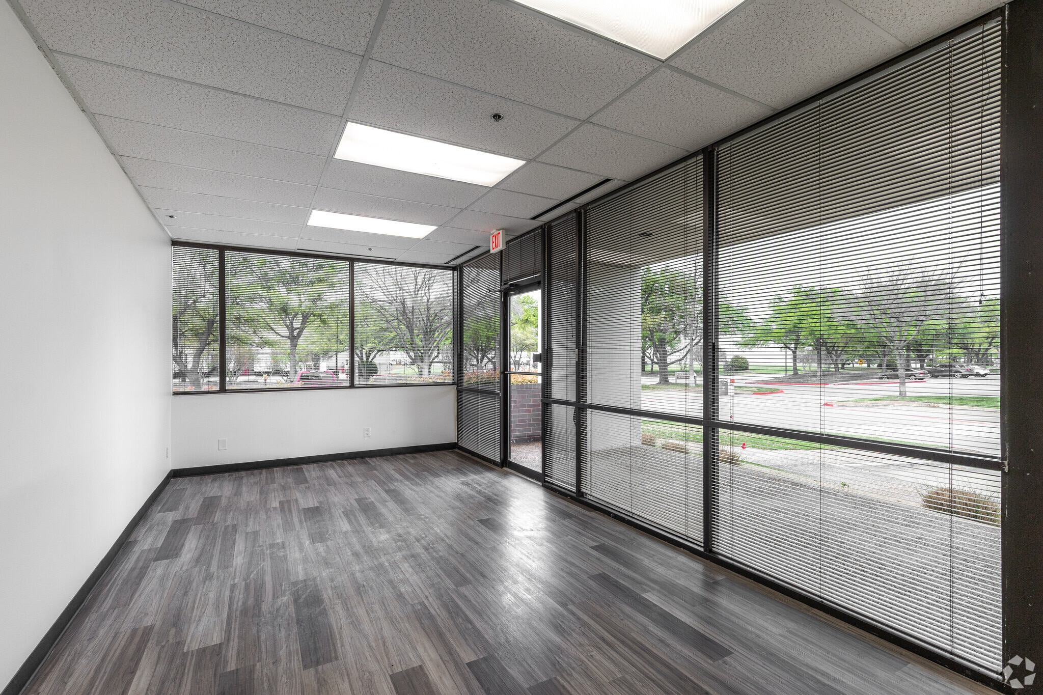 8400 Esters Blvd, Irving, TX for lease Interior Photo- Image 1 of 6