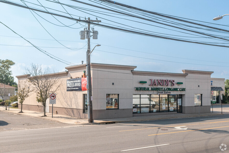 3000 Long Beach Rd, Oceanside, NY for sale - Primary Photo - Image 1 of 1