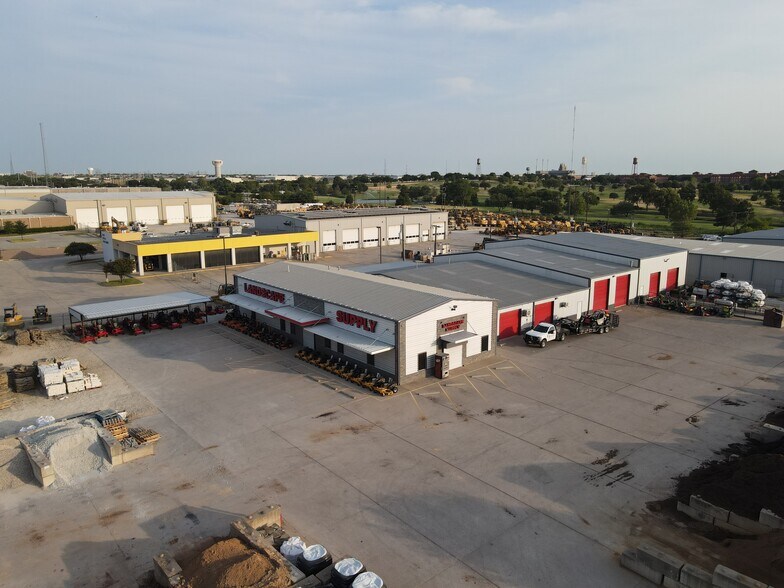 1900 Tx-340-loop, Woodway, TX for lease - Building Photo - Image 2 of 5