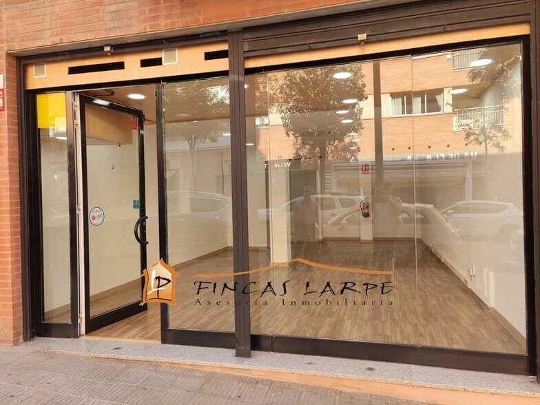 Retail in Martorell, Barcelona for lease - Building Photo - Image 3 of 3