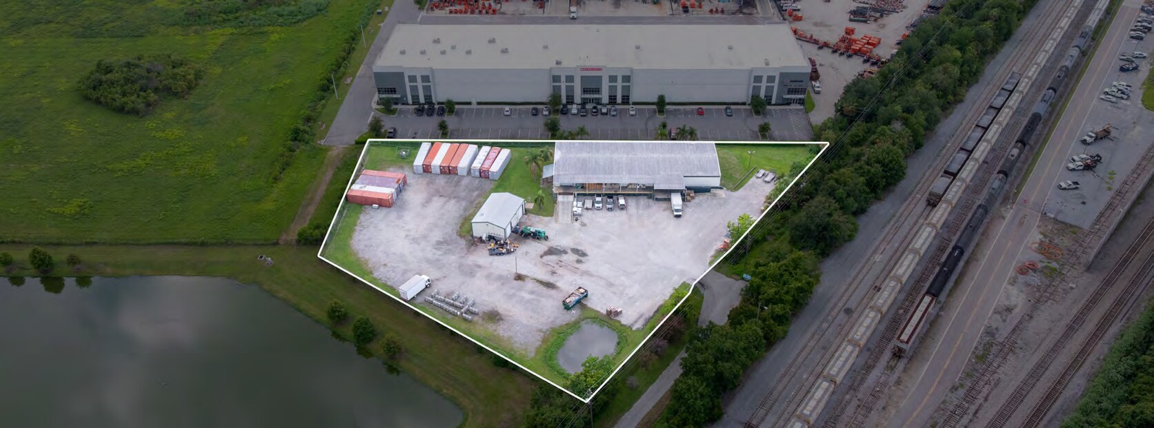 325 Rand Yard Road, Sanford, FL à louer Photo principale- Image 1 de 3