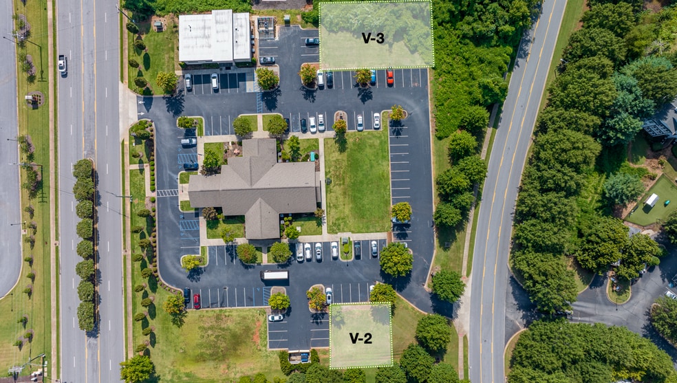 369 Woodruff Rd, Greenville, SC à vendre - Photo du bâtiment - Image 3 de 3