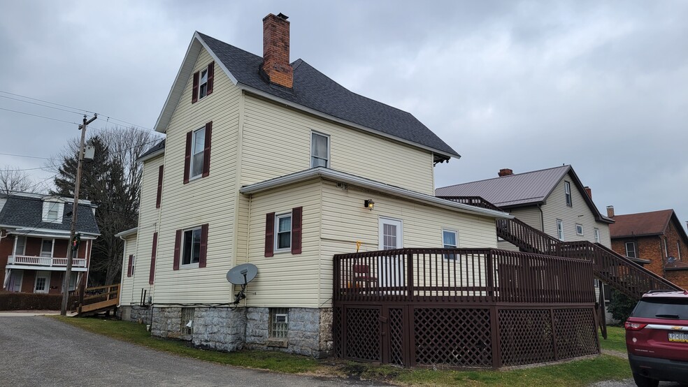 522 Main St, Rockwood, PA à vendre - Photo du bâtiment - Image 2 de 47