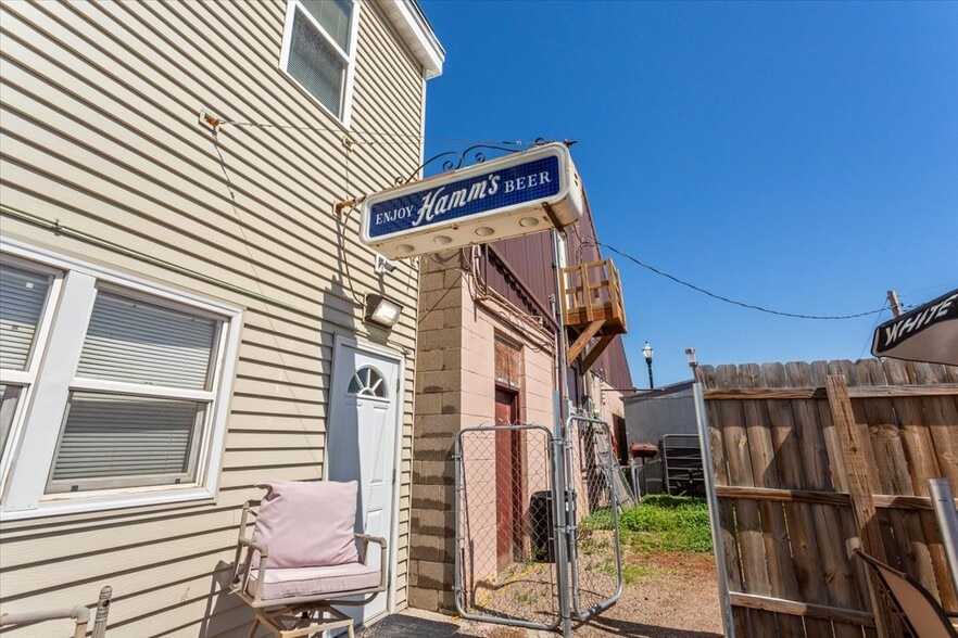 19 N Main St, Tioga, ND à vendre - Photo du bâtiment - Image 3 de 59