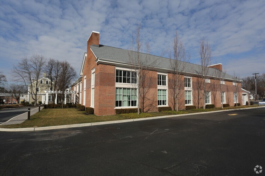123 Chester Ave, Moorestown, NJ à louer - Photo principale - Image 1 de 9