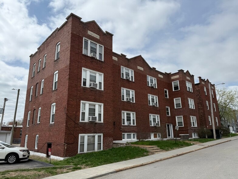 2604 Bellevue Ave, Saint Louis, MO à vendre - Photo du bâtiment - Image 3 de 11
