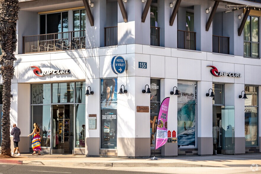 5th St, Huntington Beach, CA à louer - Photo du bâtiment - Image 3 de 15