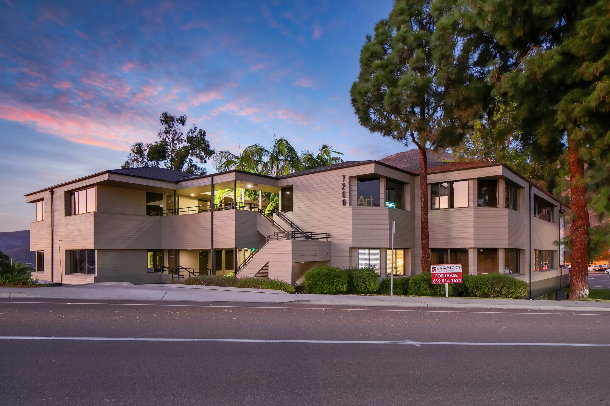 7290 Navajo Rd, San Diego, CA à louer Photo principale- Image 1 de 15