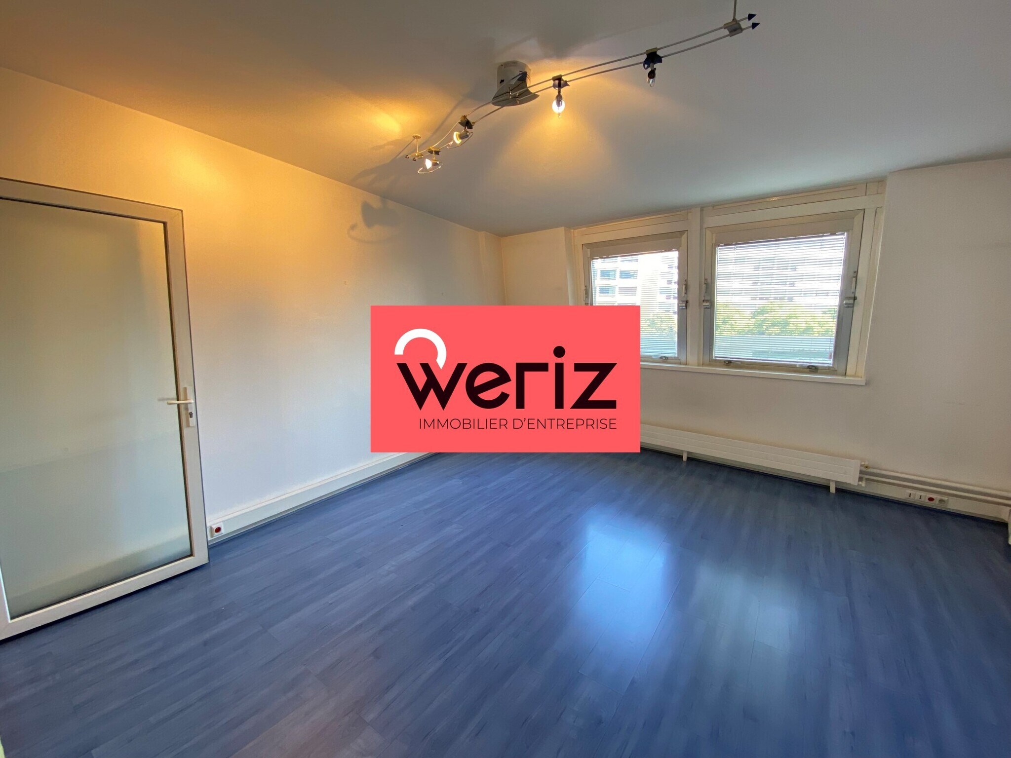 314 Avenue Du Prado, Marseille for lease Primary Photo- Image 1 of 7