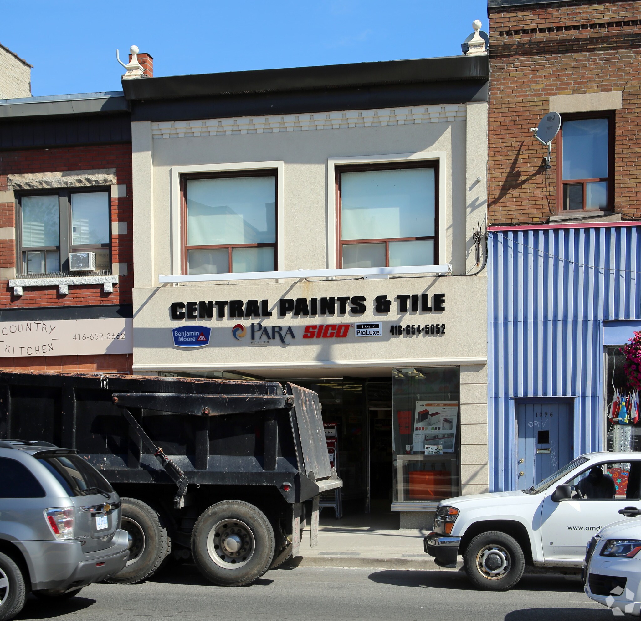 1106 St Clair Ave W, Toronto, ON à vendre Photo principale- Image 1 de 1