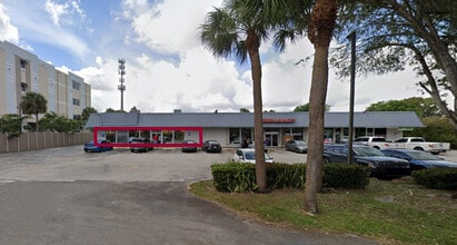 215 SW 125th Ave, Plantation, FL à louer Photo intérieure- Image 1 de 11