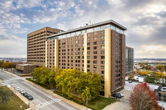 More details for 600 E 8th St, Kansas City, MO - Multifamily for Sale