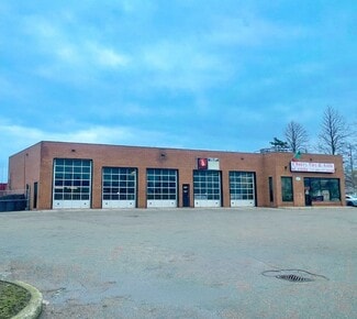 Plus de détails pour 1810 Wilson Ave, Toronto, ON - Commerce de détail à louer