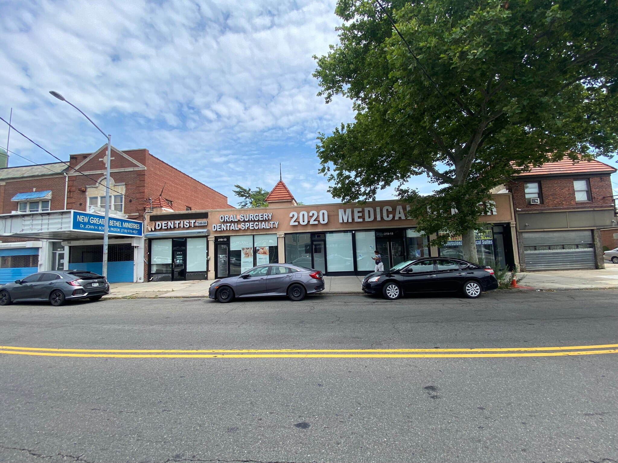 21915 Linden Blvd, Cambria Heights, NY for lease Primary Photo- Image 1 of 16