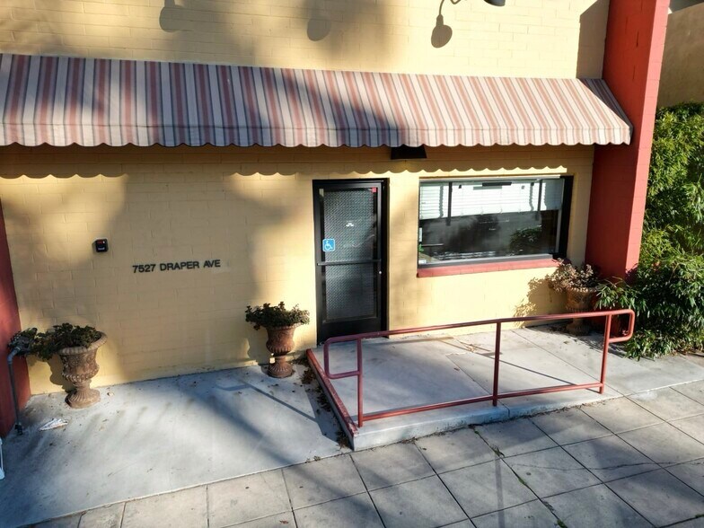 7527 Draper Ave, La Jolla, CA à louer - Photo du bâtiment - Image 2 de 31