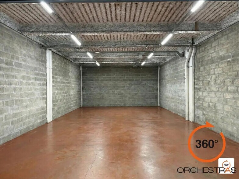 Industriel dans Villiers-sur-Marne à louer - Photo du bâtiment - Image 3 de 14