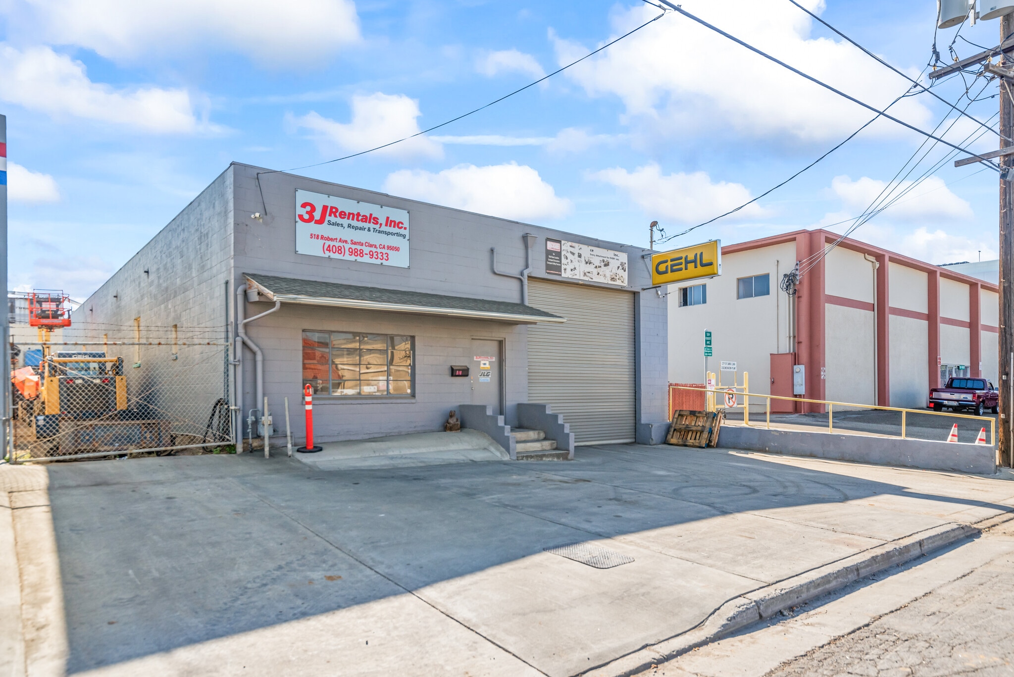 518 Robert Ave, Santa Clara, CA for sale Primary Photo- Image 1 of 15