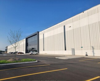 Plus de détails pour 9151 Huntington Rd, Vaughan, ON - Industriel à louer