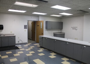 1209 University Ave, Riverside, CA for lease Interior Photo- Image 1 of 3