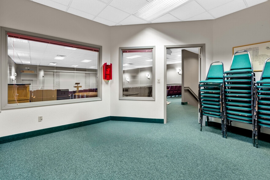 804 N State St, Tacoma, WA for sale - Interior Photo - Image 3 of 22