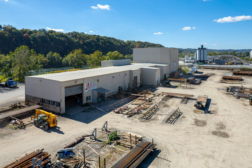 3800 Neville Rd, Pittsburgh, PA for lease - Building Photo - Image 3 of 5