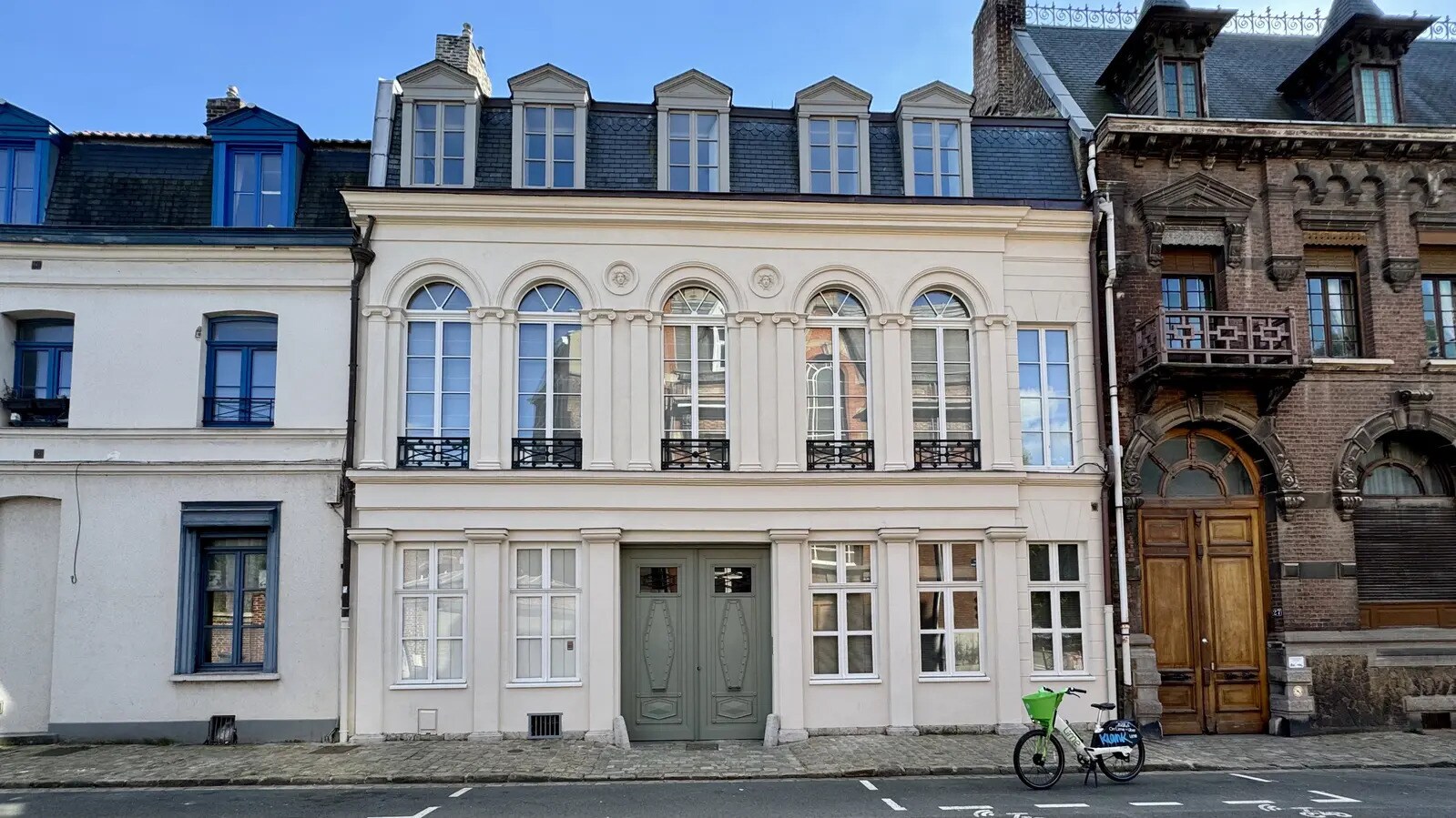 Office in Lille for lease Building Photo- Image 1 of 10