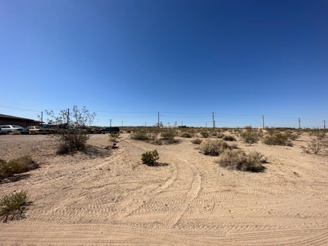 Avenue K, Barstow, CA à vendre - Photo du bâtiment - Image 3 de 20