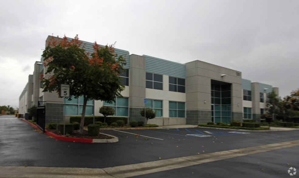 1261 E Belmont St, Ontario, CA for sale - Building Photo - Image 3 of 4