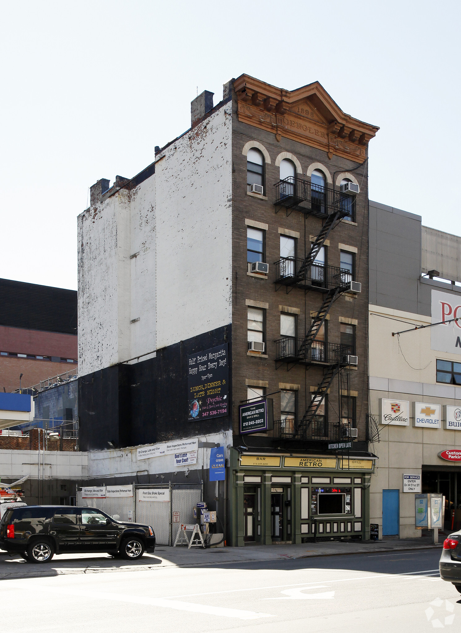 714 11th Ave, New York, NY for lease Primary Photo- Image 1 of 4