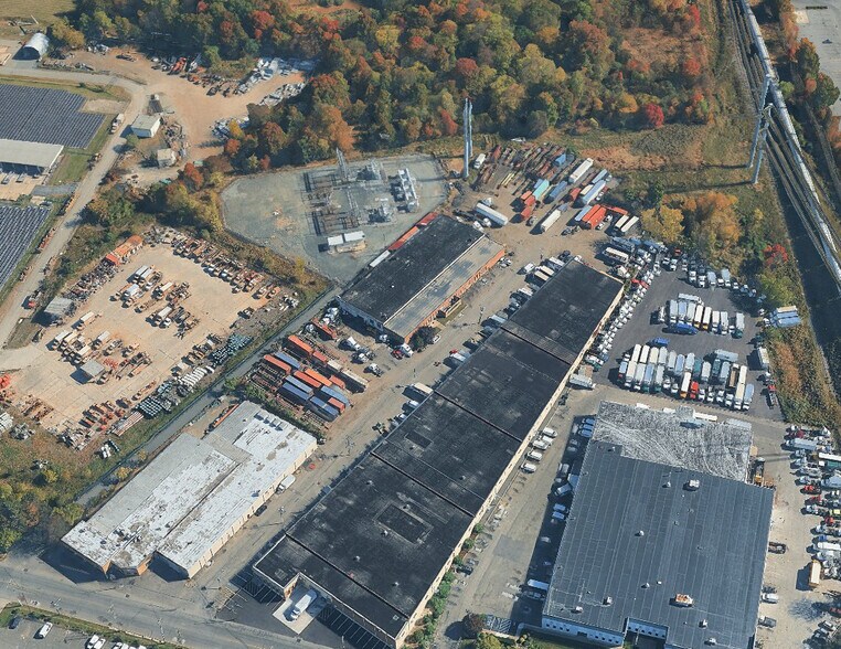 1418 E Linden Ave, Linden, NJ à louer - Photo du bâtiment - Image 3 de 4
