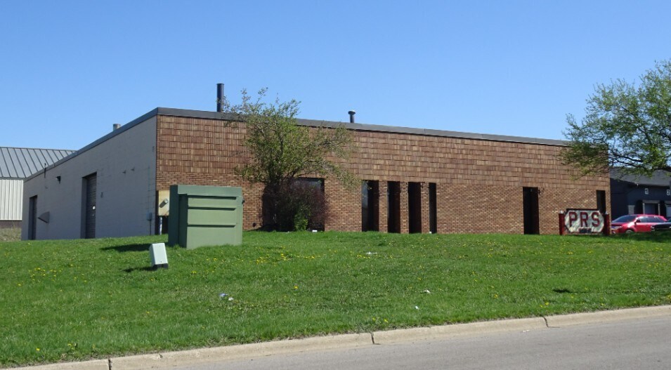 3745 Dykstra Dr NW, Grand Rapids, MI à vendre - Photo du bâtiment - Image 2 de 35