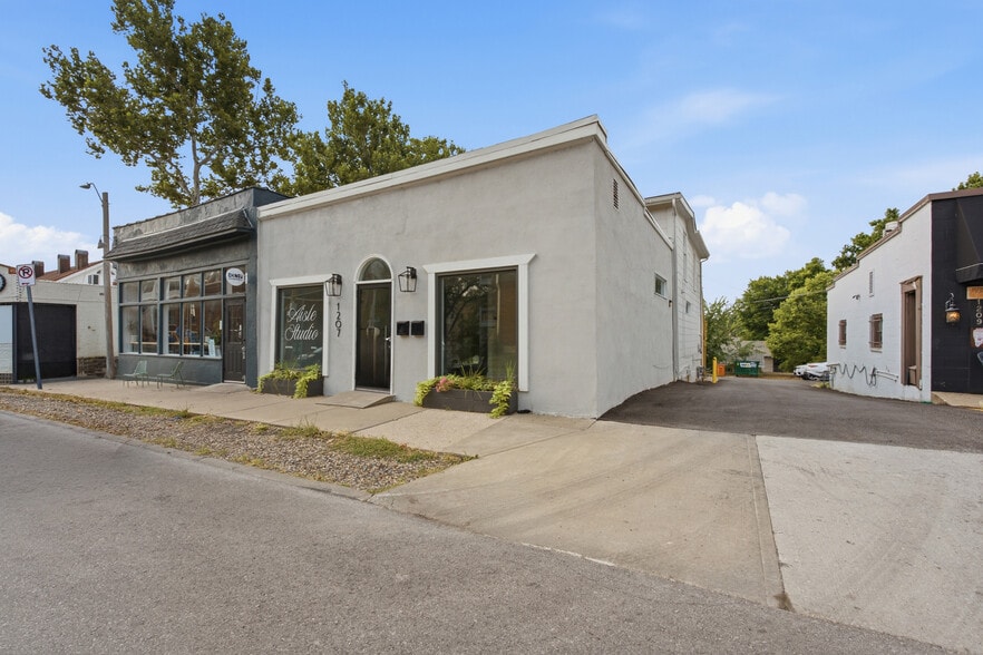 1207 W 47th St, Kansas City, MO à louer - Photo du bâtiment - Image 3 de 18