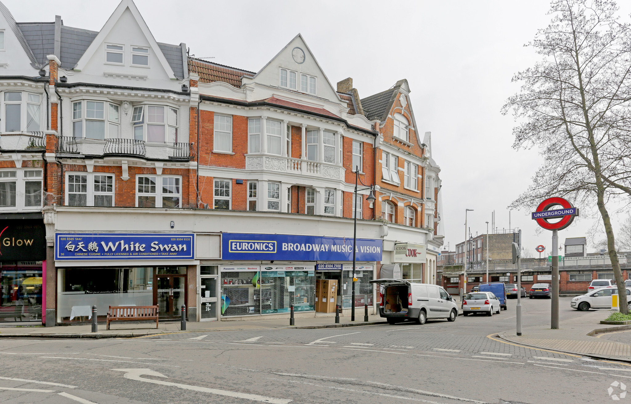 31 The Broadway, Woodford Green à vendre Photo principale- Image 1 de 1