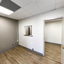 25 Charlton Ave E, Hamilton, ON for lease Interior Photo- Image 2 of 7