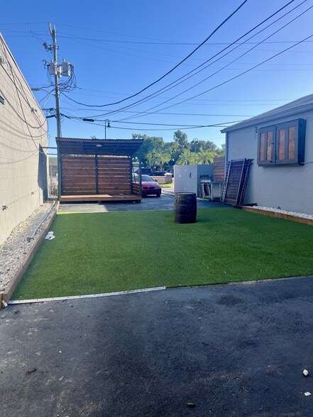 60 E Main St, Apopka, FL for lease - Building Photo - Image 2 of 7