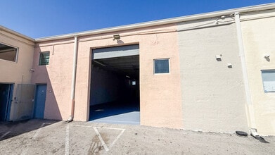 7101 N Miami Ave, Miami, FL à louer Photo intérieure- Image 2 de 3