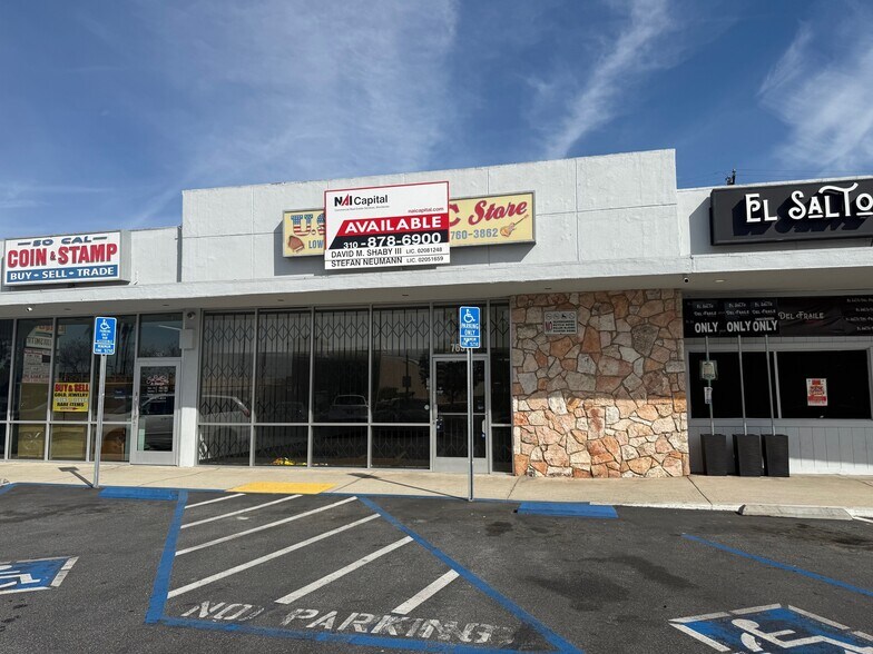 7605-7643 Firestone Blvd, Downey, CA à louer - Photo du bâtiment - Image 3 de 10