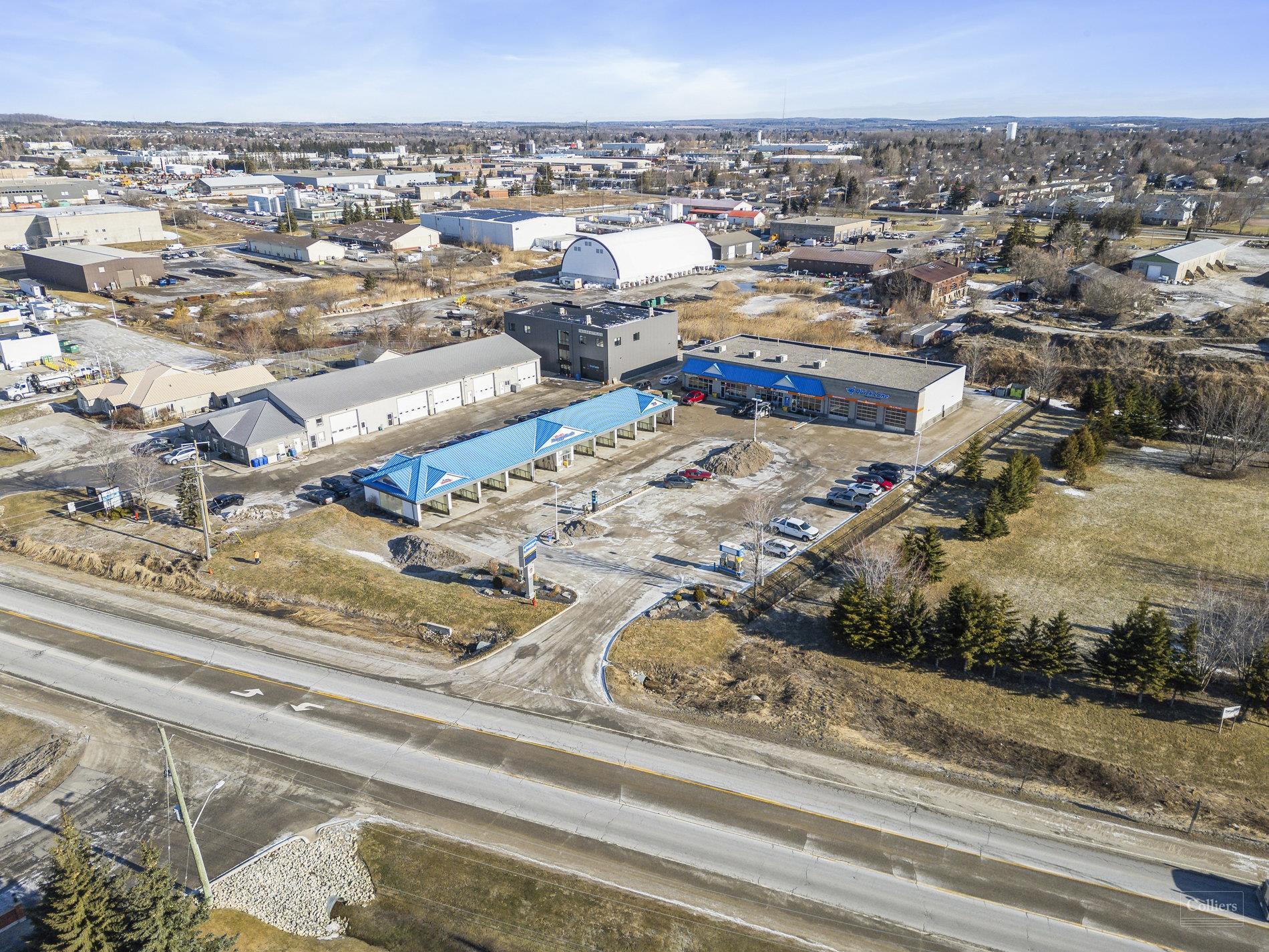 670 Riddell Rd, Orangeville, ON à vendre Photo principale- Image 1 de 2